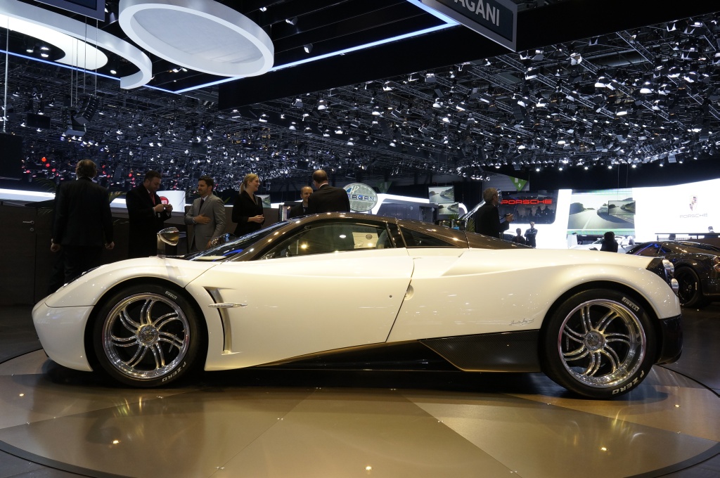 2012 Geneva Motor Show-1