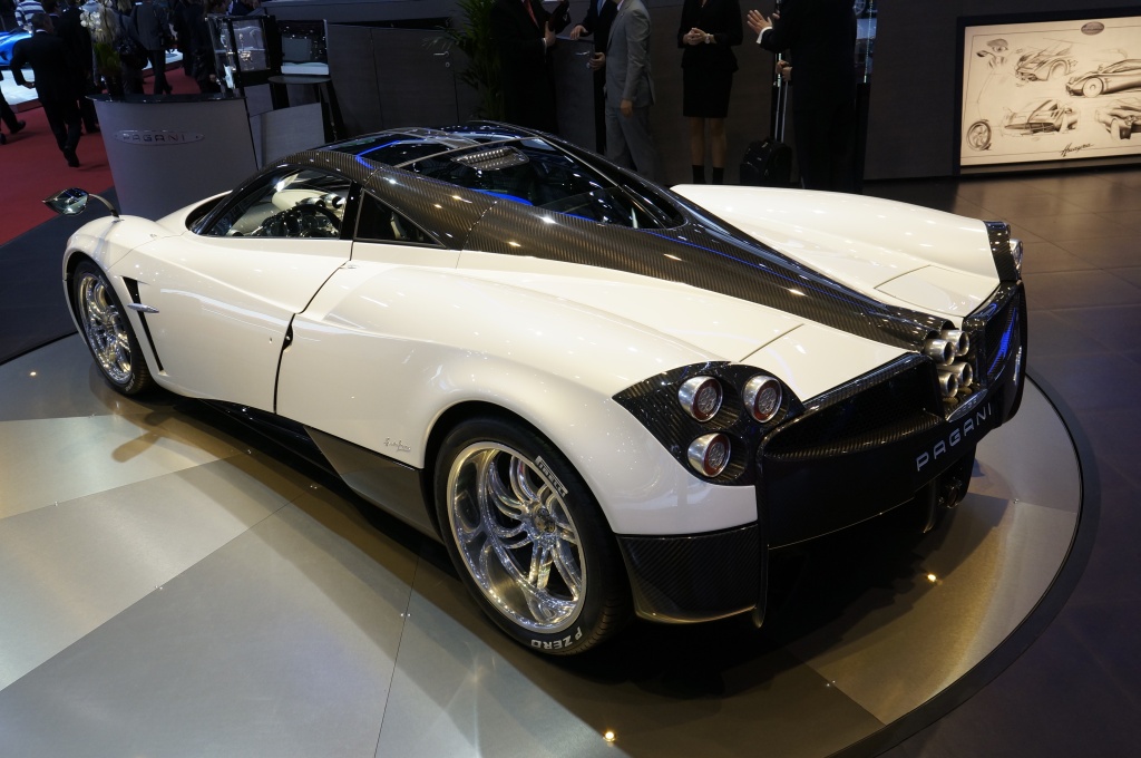 2012 Geneva Motor Show-1