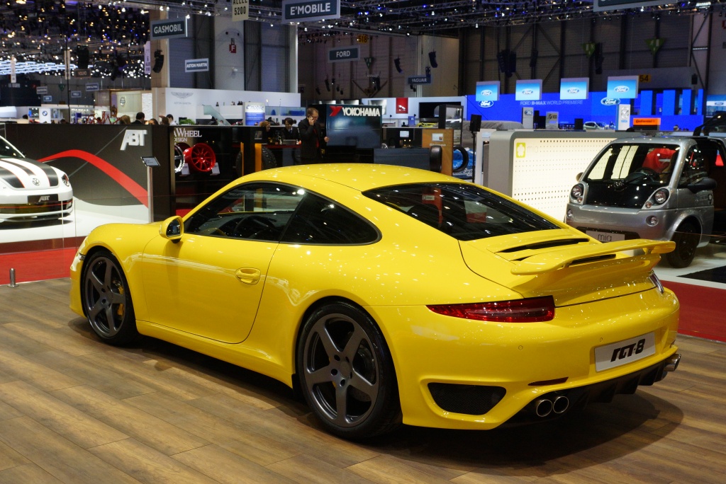 2012 Geneva Motor Show-1