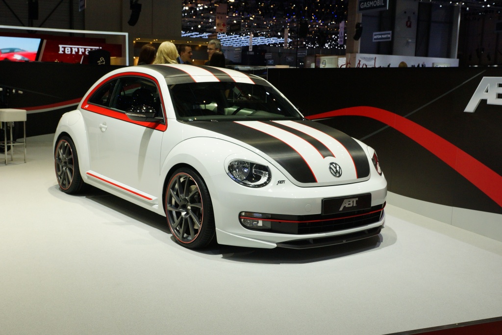 2012 Geneva Motor Show-1