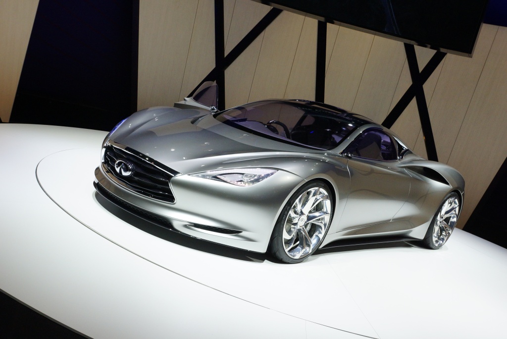 2012 Geneva Motor Show-1