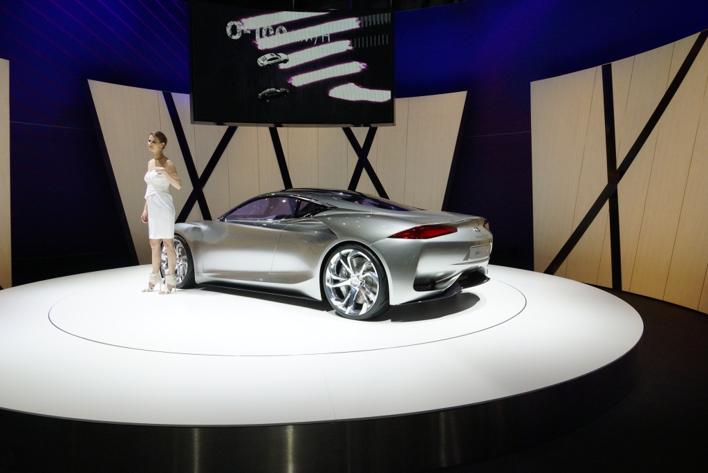 2012 Geneva Motor Show-1