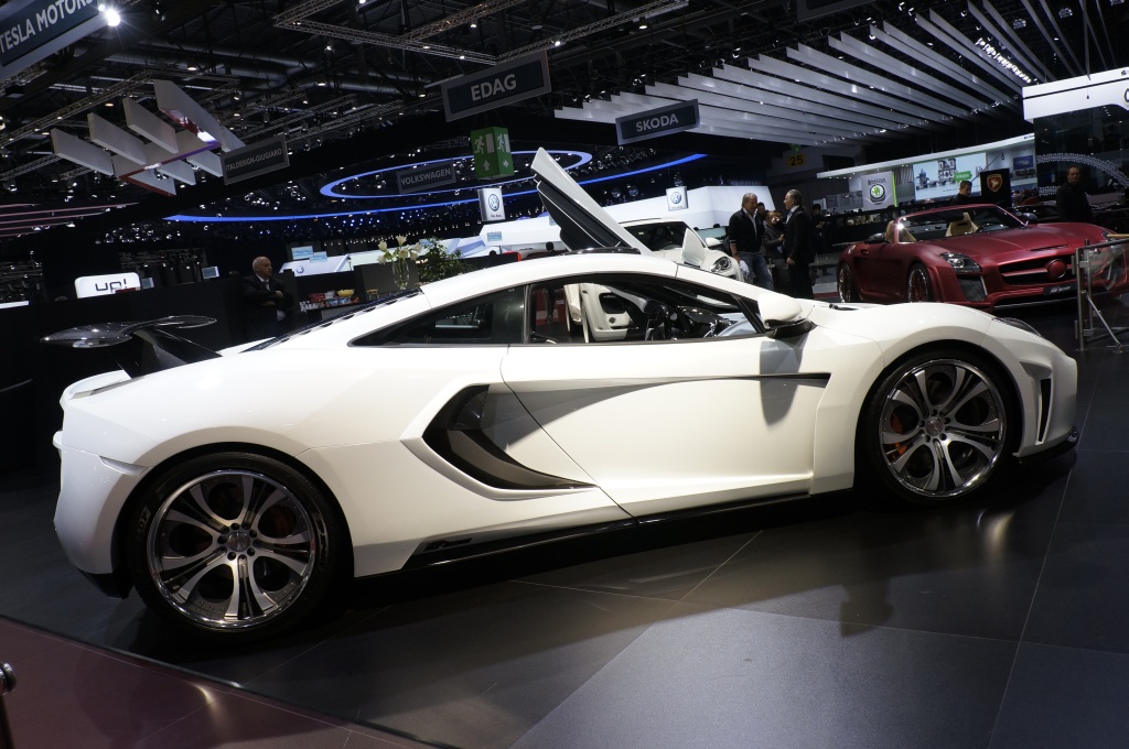 2012 Geneva Motor Show-1