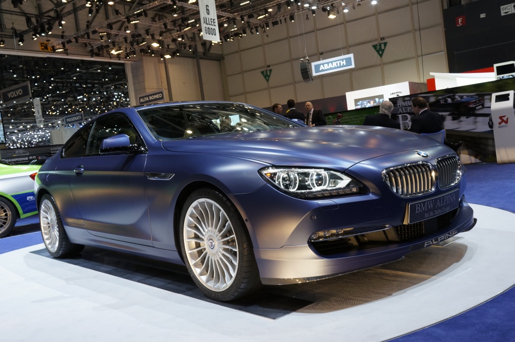 2012 Geneva Motor Show-1