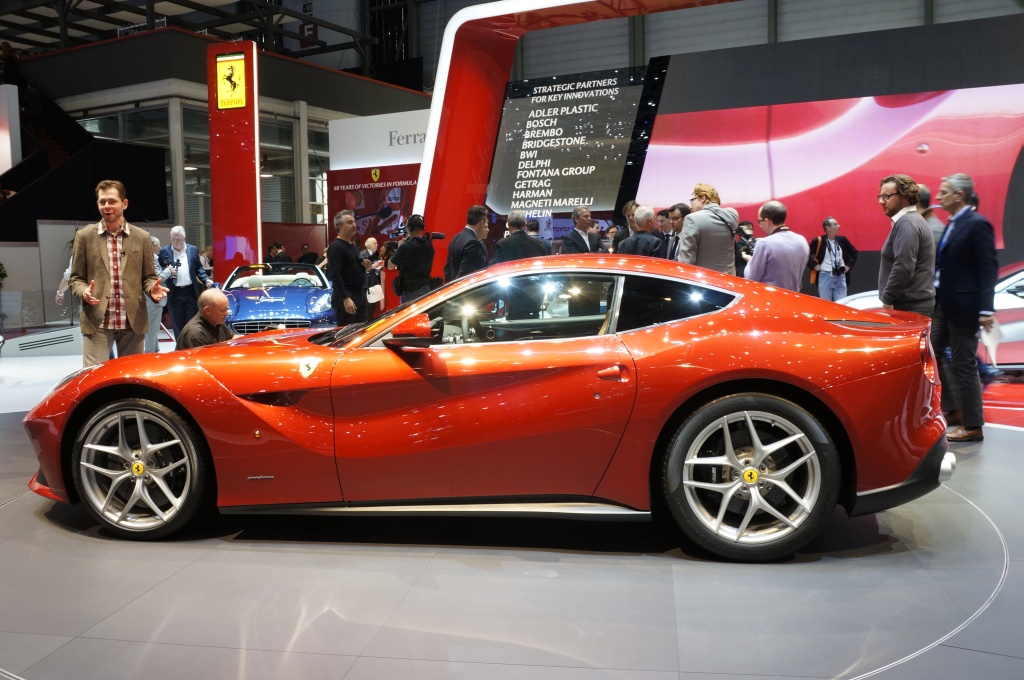 2012 Geneva Motor Show-1