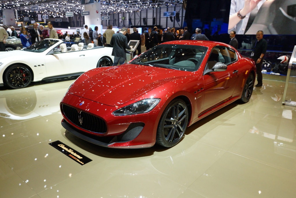 2012 Geneva Motor Show-1