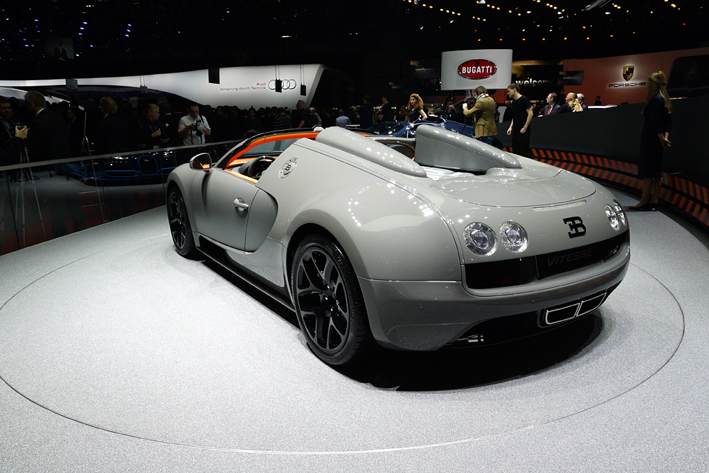 2012 Geneva Motor Show-1