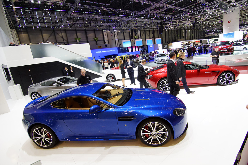 2012 Geneva Motor Show-1