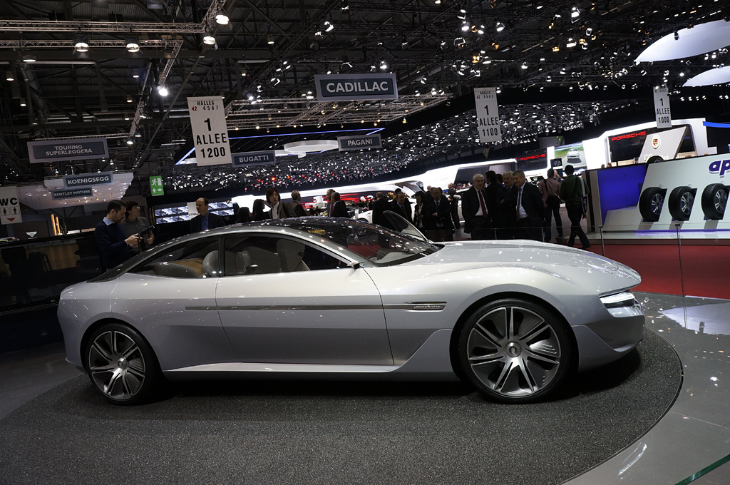 2012 Geneva Motor Show-1