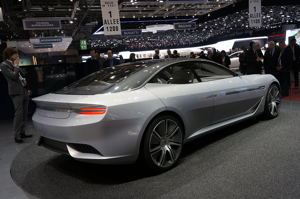 2012 Geneva Motor Show-1