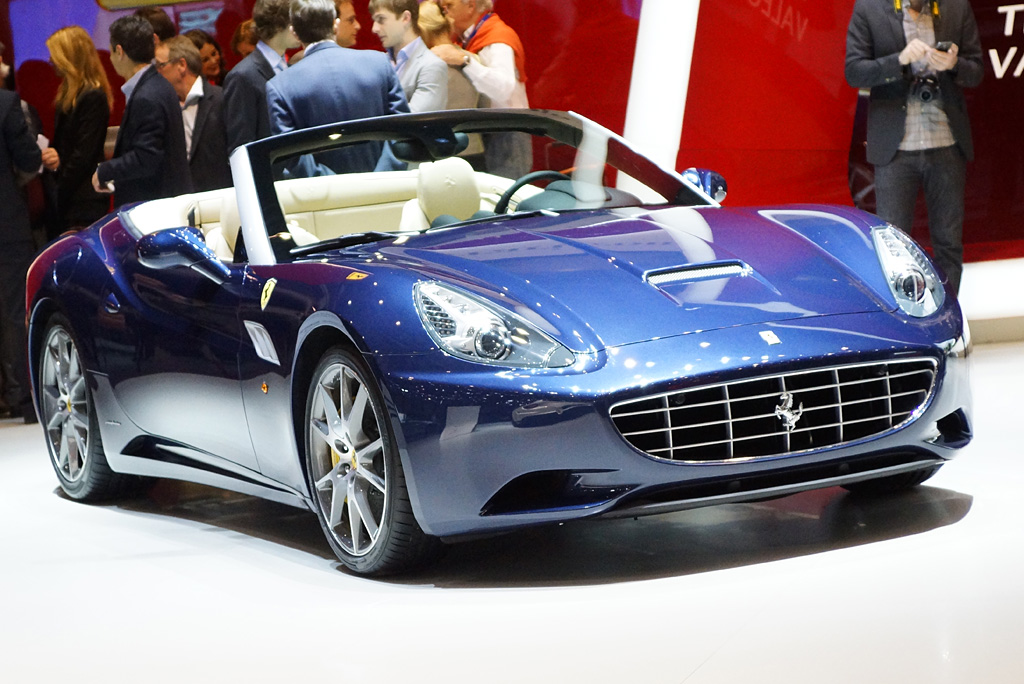 2012 Geneva Motor Show-1