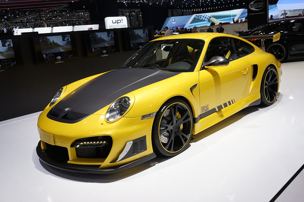 2012 Geneva Motor Show-1