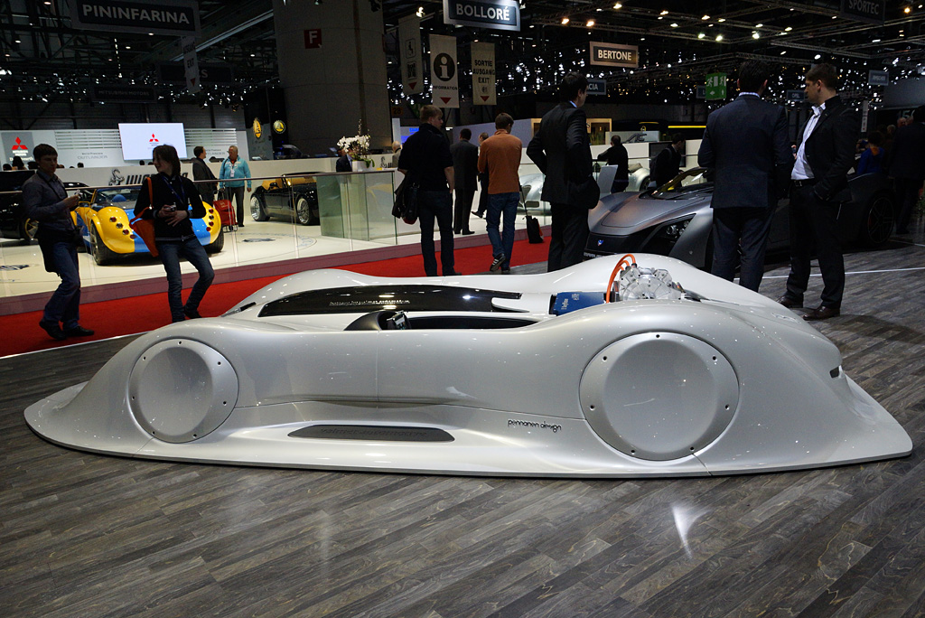 2012 Geneva Motor Show-1