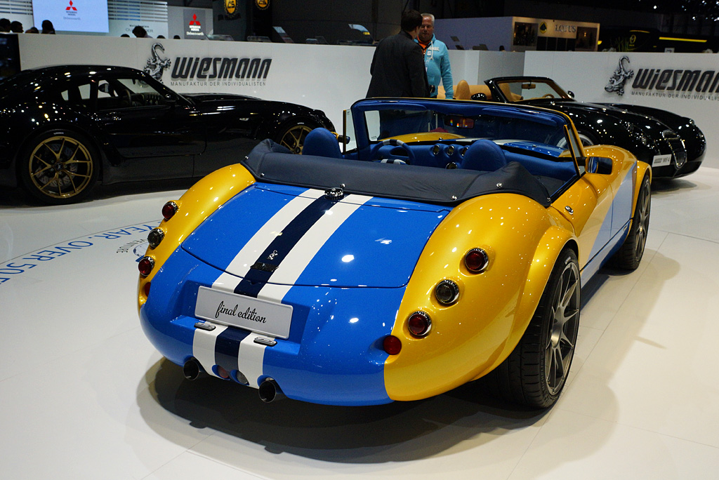 2012 Geneva Motor Show-1