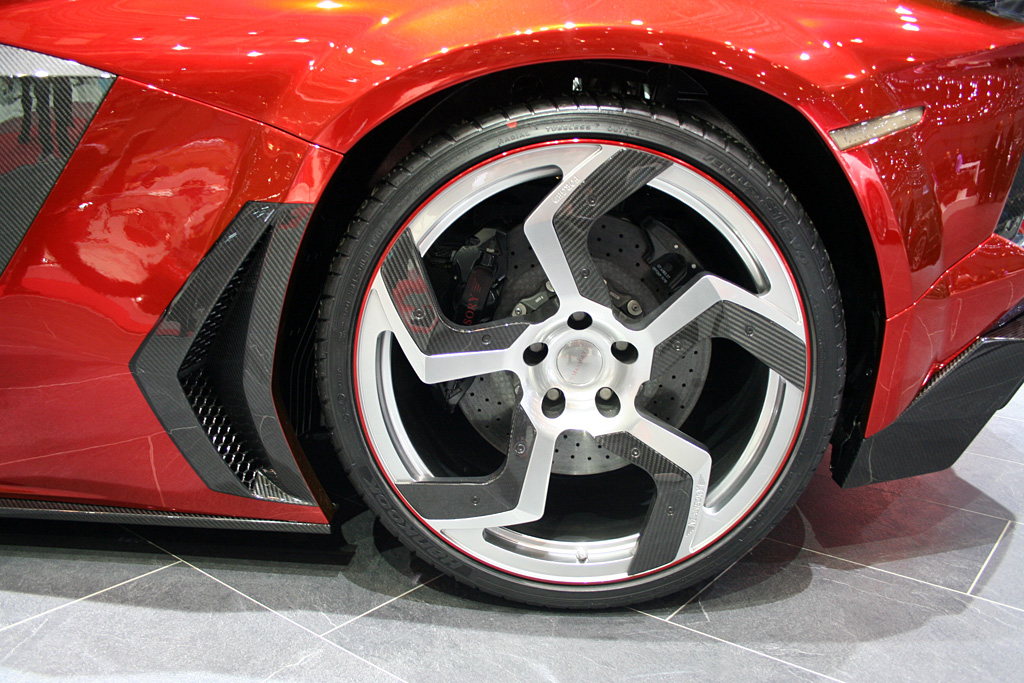 2012 Geneva Motor Show-1