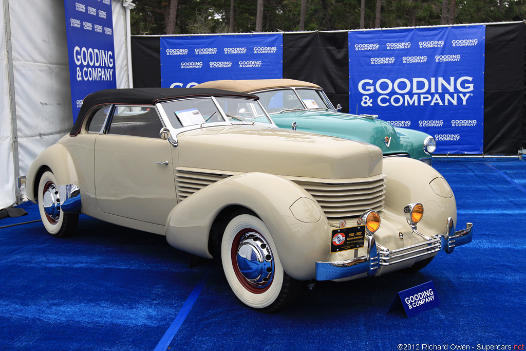 1935 Cord 810 Gallery