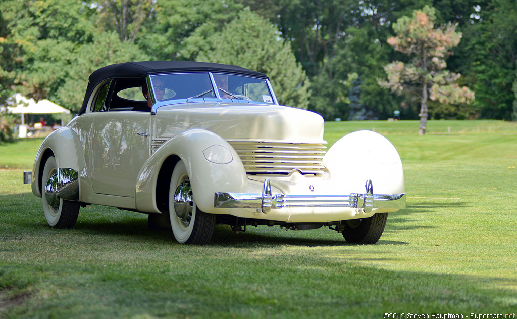 1937 Cord 812 Gallery