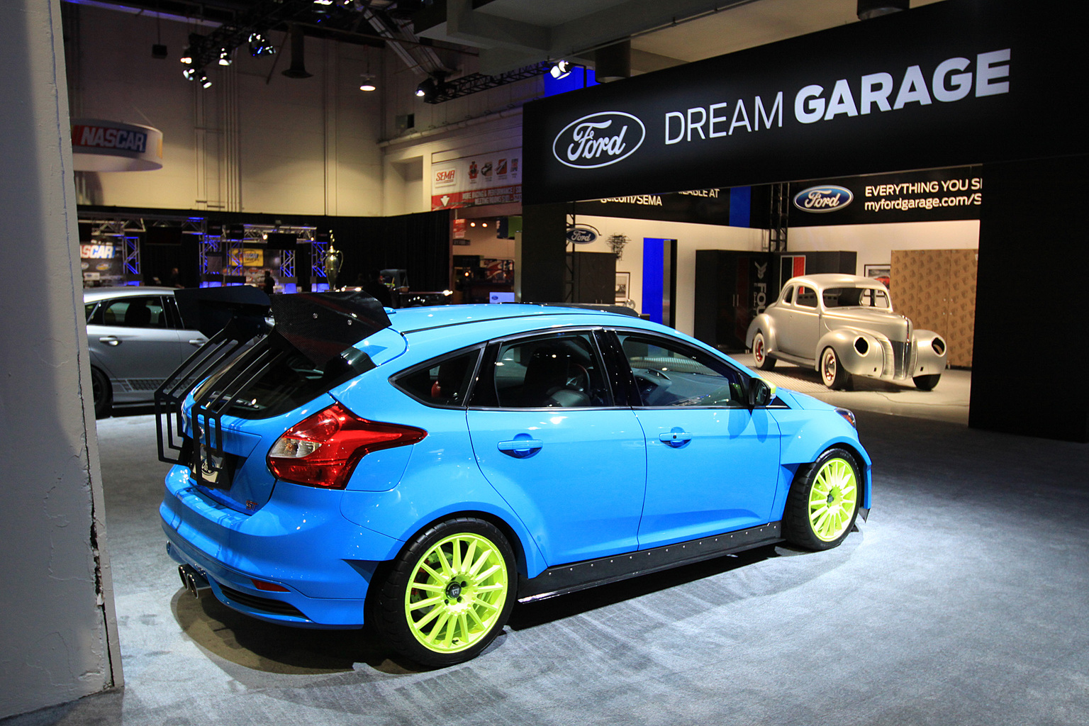 2012 SEMA Show-3