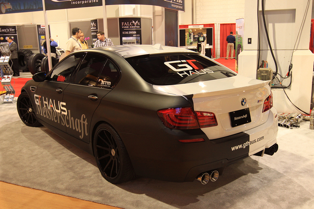 2011 BMW M5 Gallery