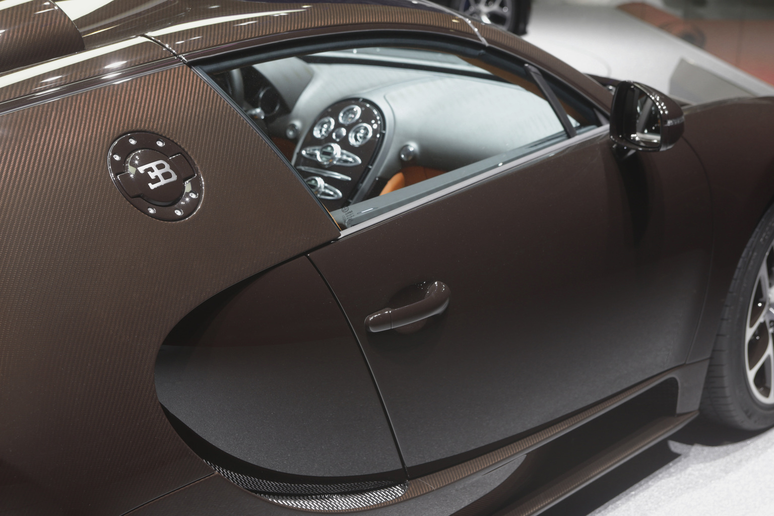 2012 Bugatti 16/4 Veyron Grand Sport Vitesse Gallery