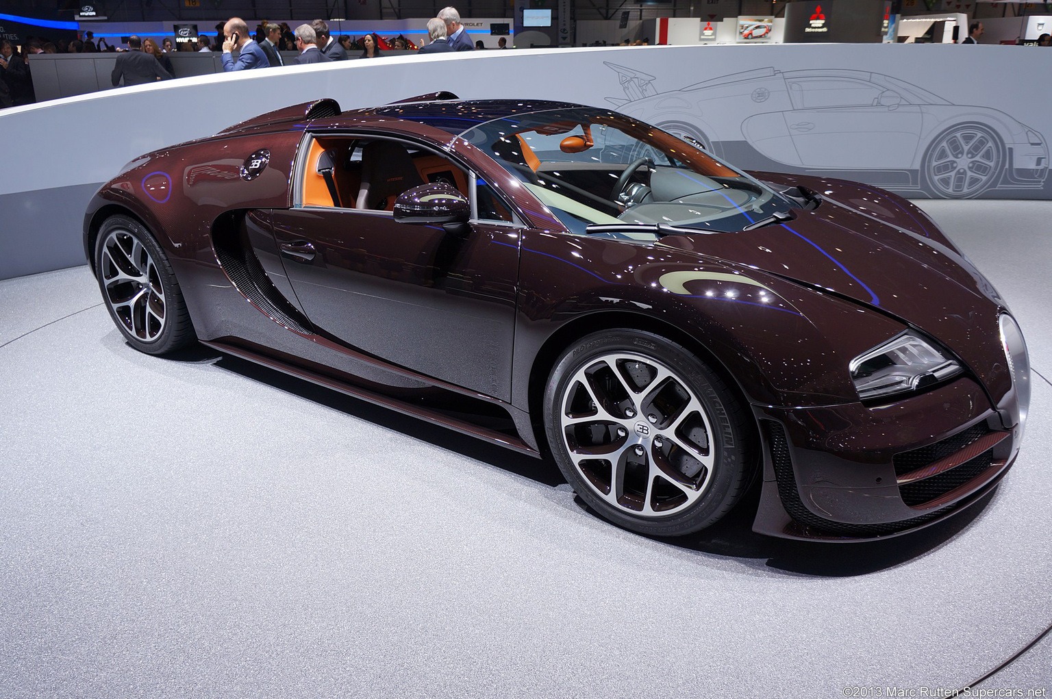 2012 Bugatti 16/4 Veyron Grand Sport Vitesse Gallery