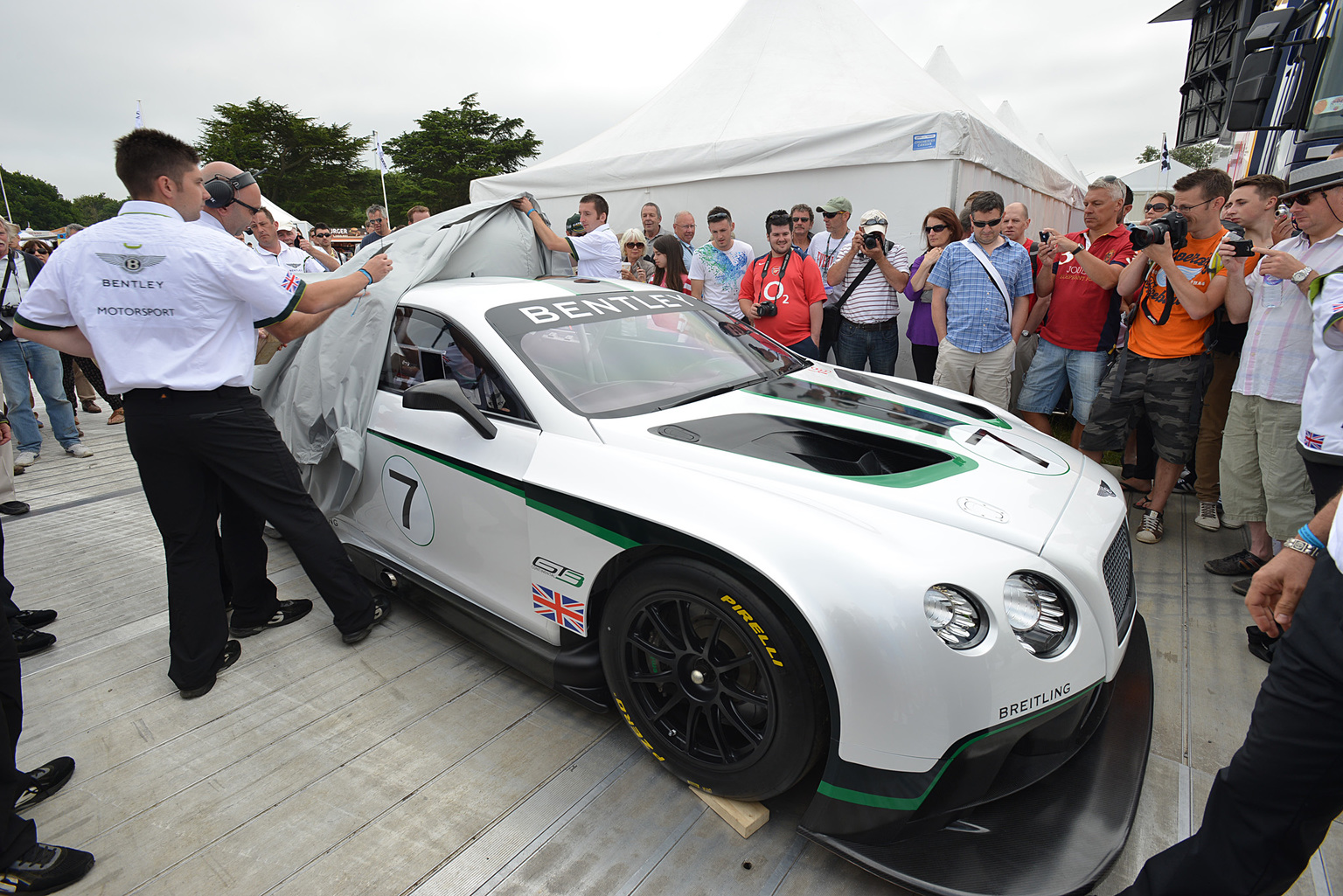 2013 Bentley Continental GT3 Gallery