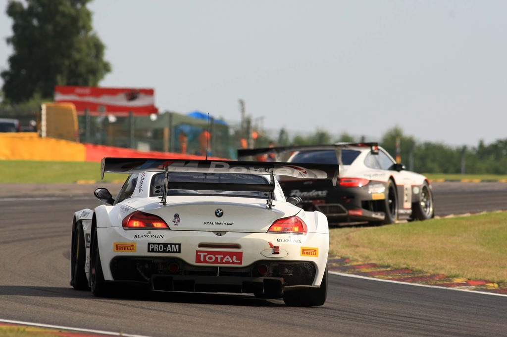 2010 BMW Z4 GT3 Gallery