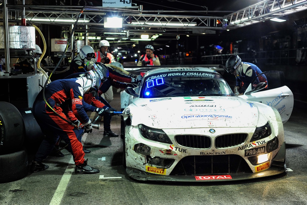 2010 BMW Z4 GT3 Gallery