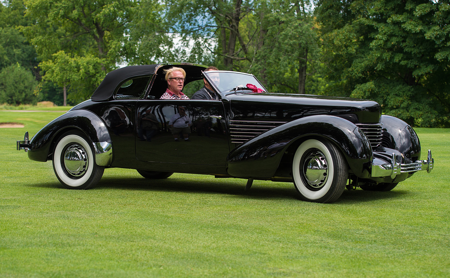 1935 Cord 810 Gallery