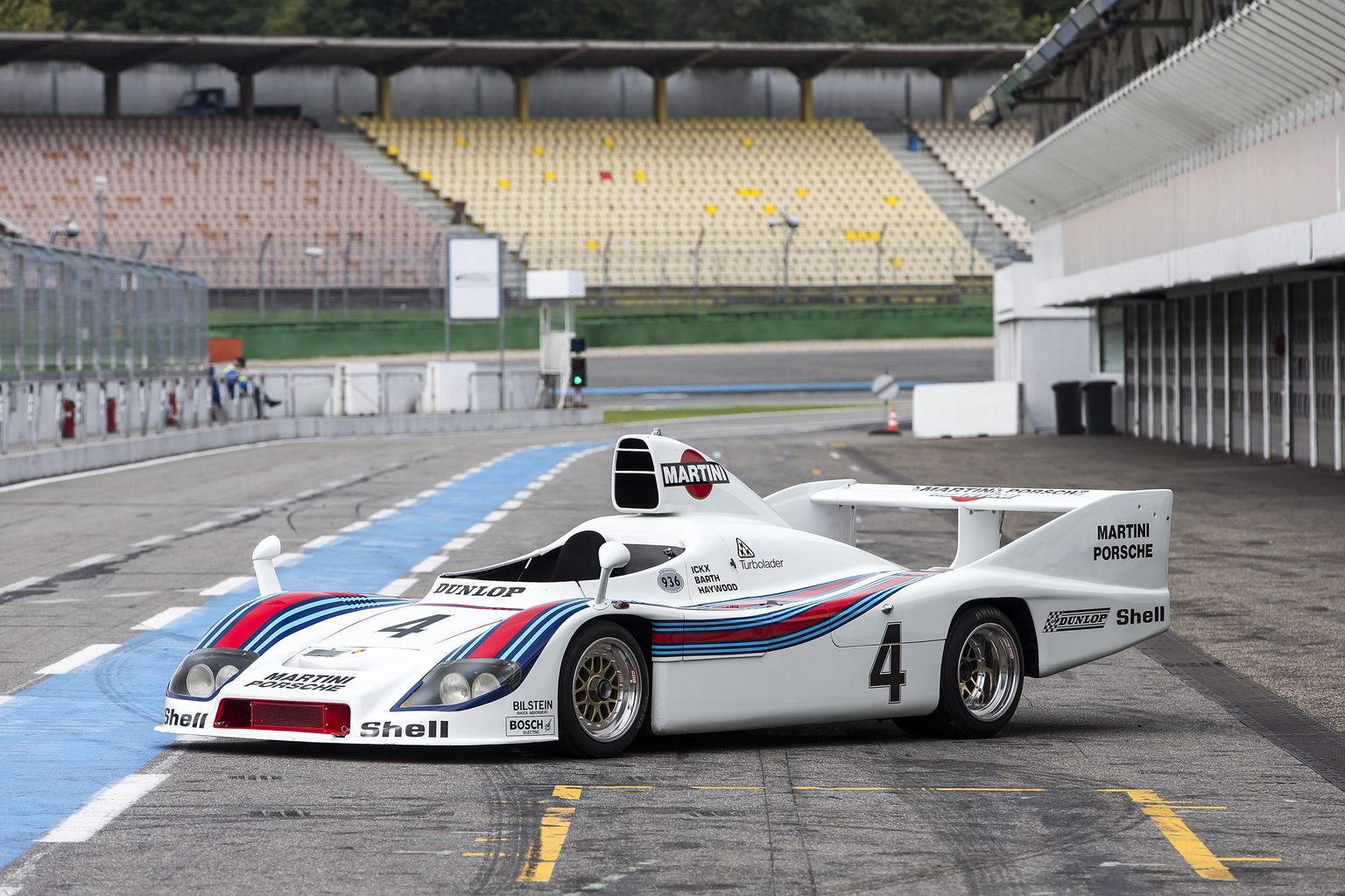 Hereos of Le Mans by Porsche