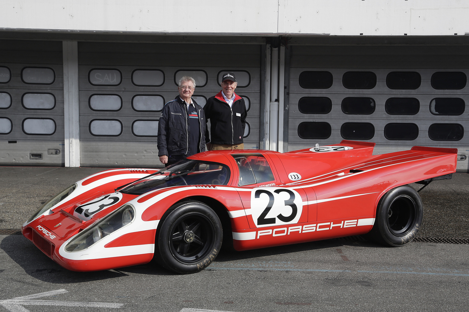 Hereos of Le Mans by Porsche