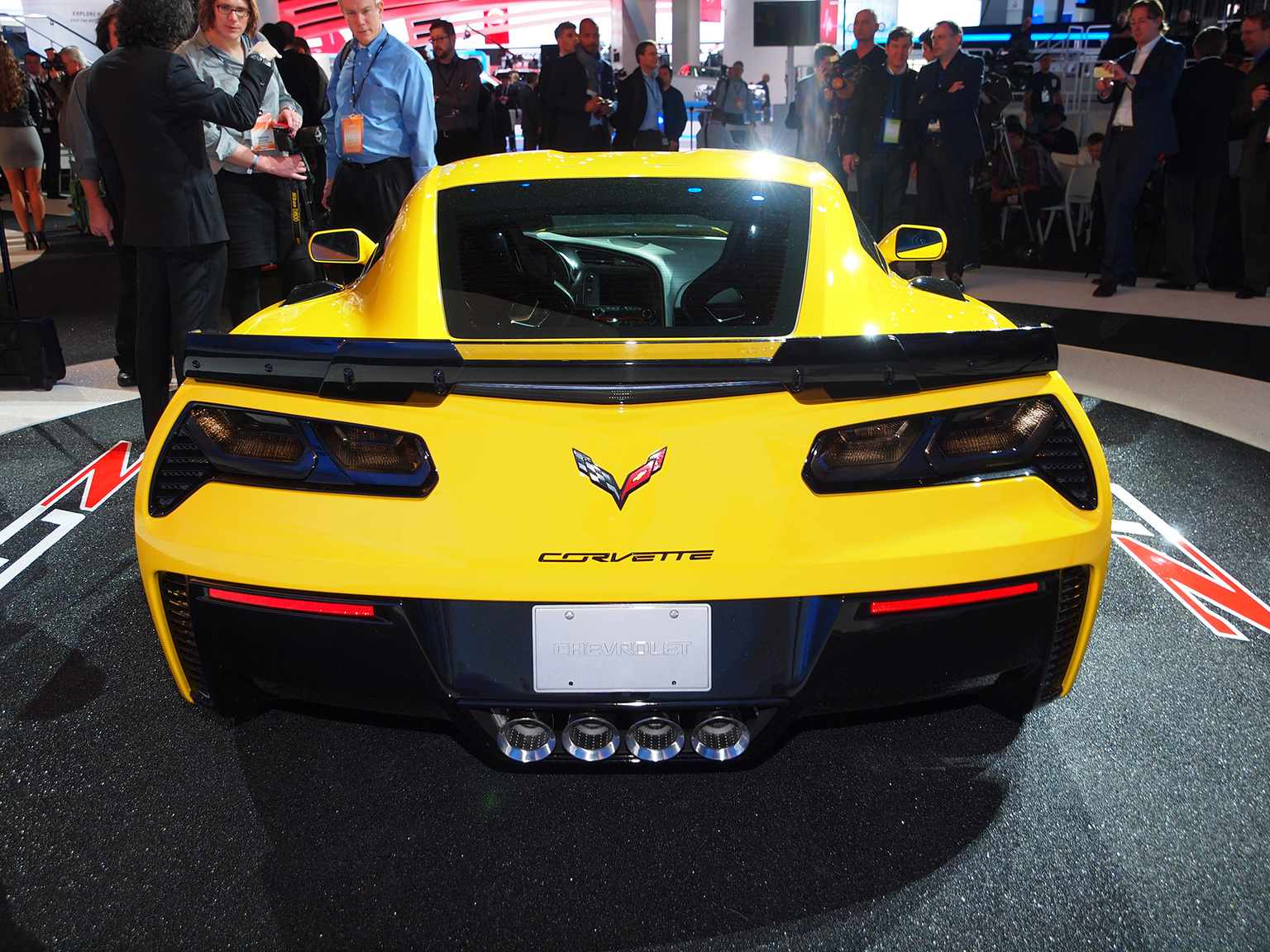 2015 Chevrolet Corvette Z06 Gallery