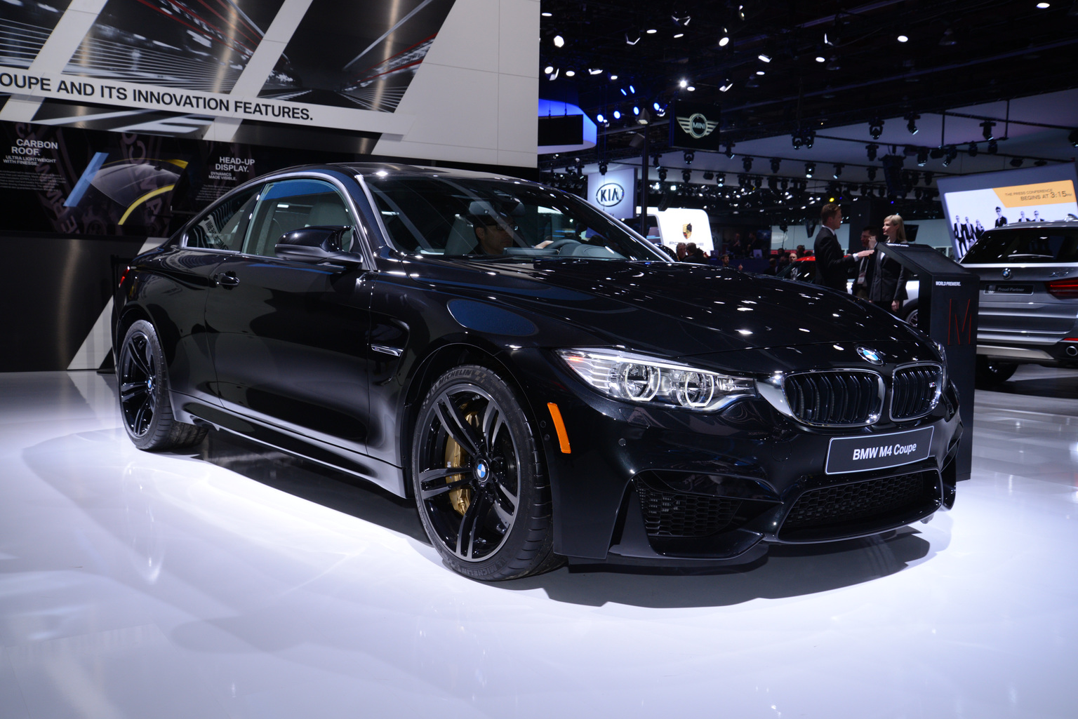 2014 BMW M4 Gallery