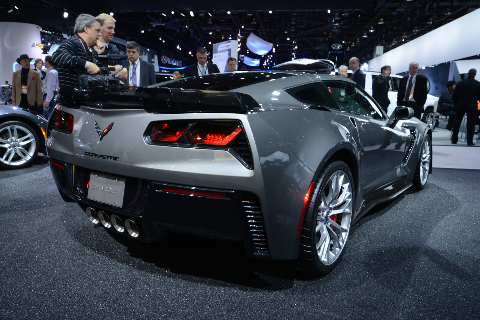 2015 Chevrolet Corvette Z06 Gallery