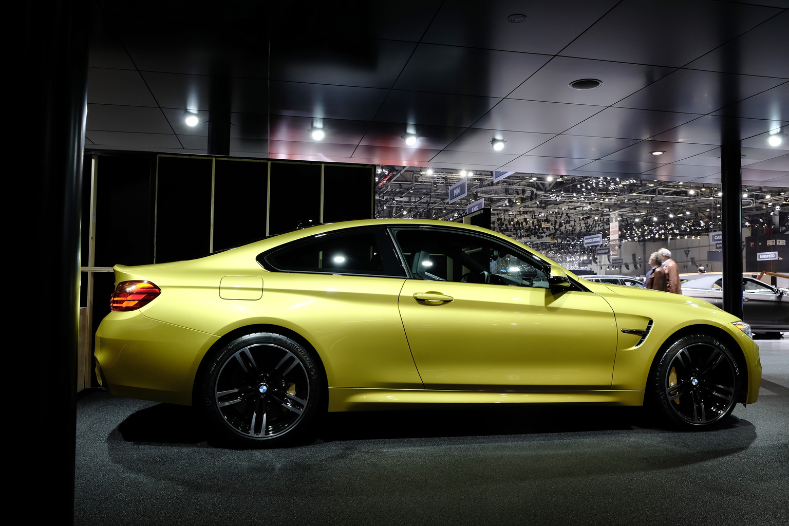 2014 BMW M4 Gallery