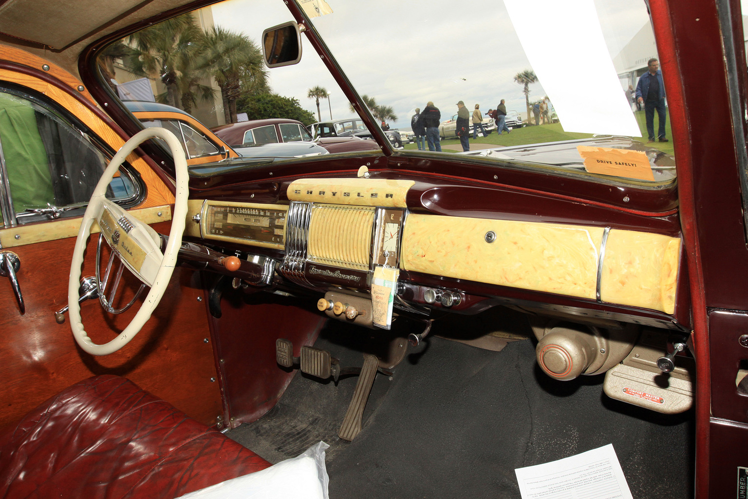 1941 Chrysler Town & Country ‘Barrelback’ Wagon Gallery