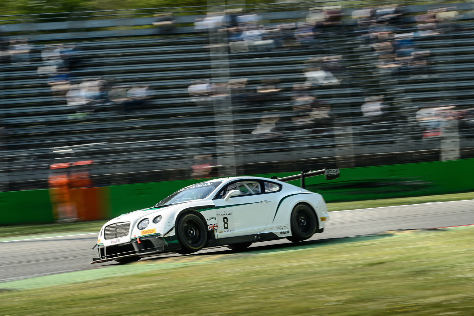 2013 Bentley Continental GT3 Gallery