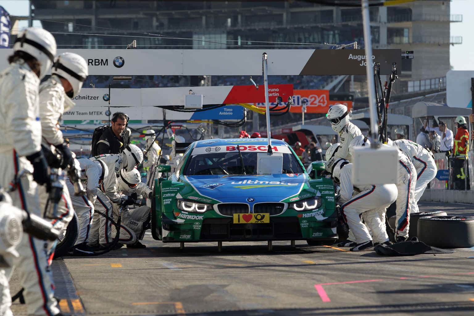 2014 BMW M4 DTM Gallery