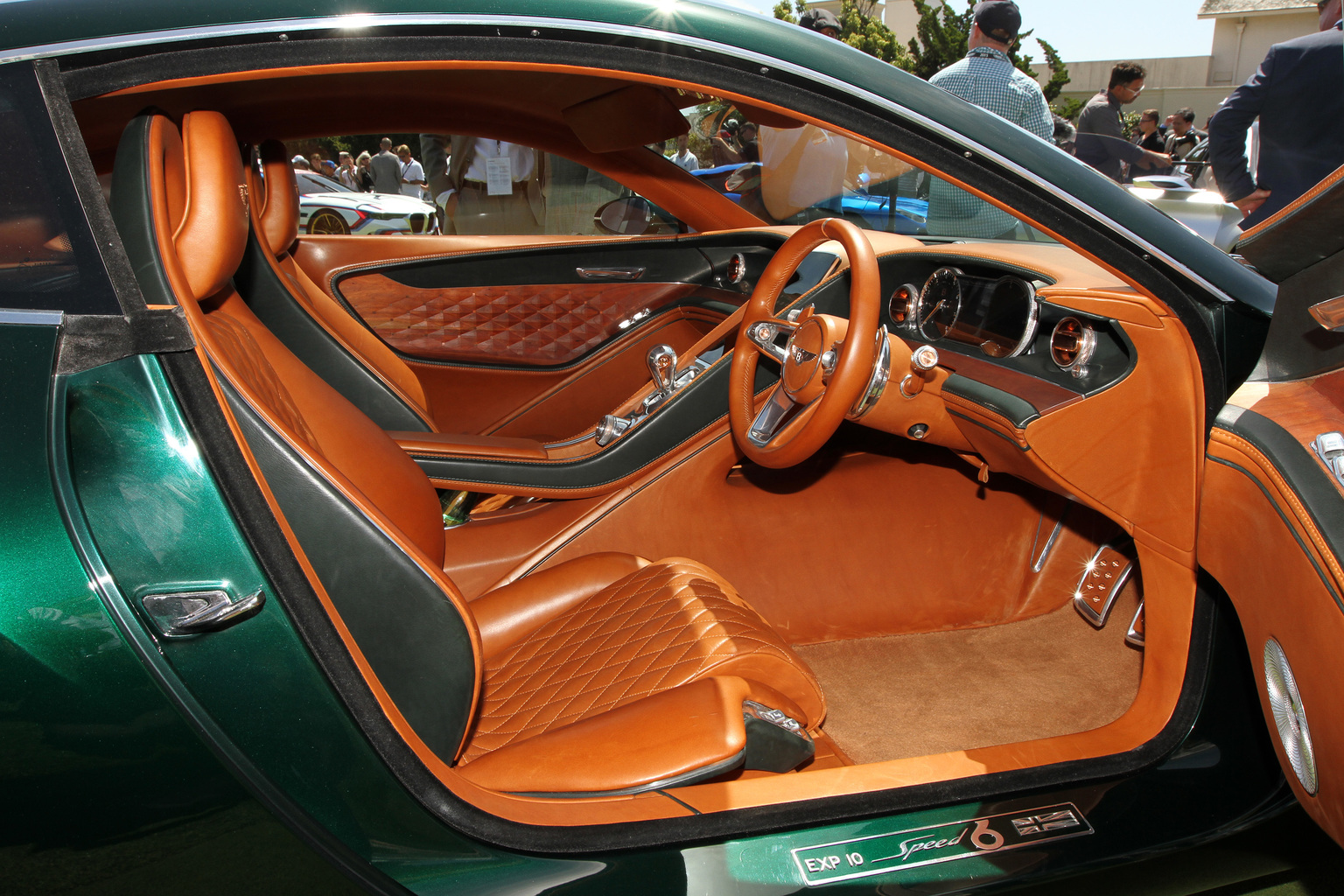 2015 Bentley EXP 10 Speed 6 Gallery