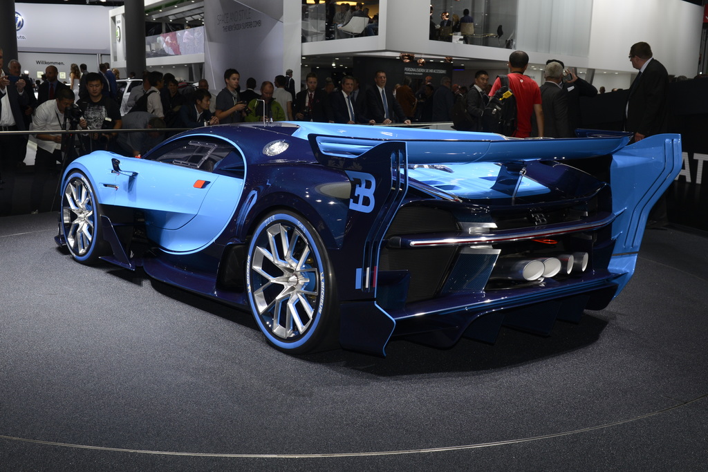 2015 Bugatti Vision Gran Turismo