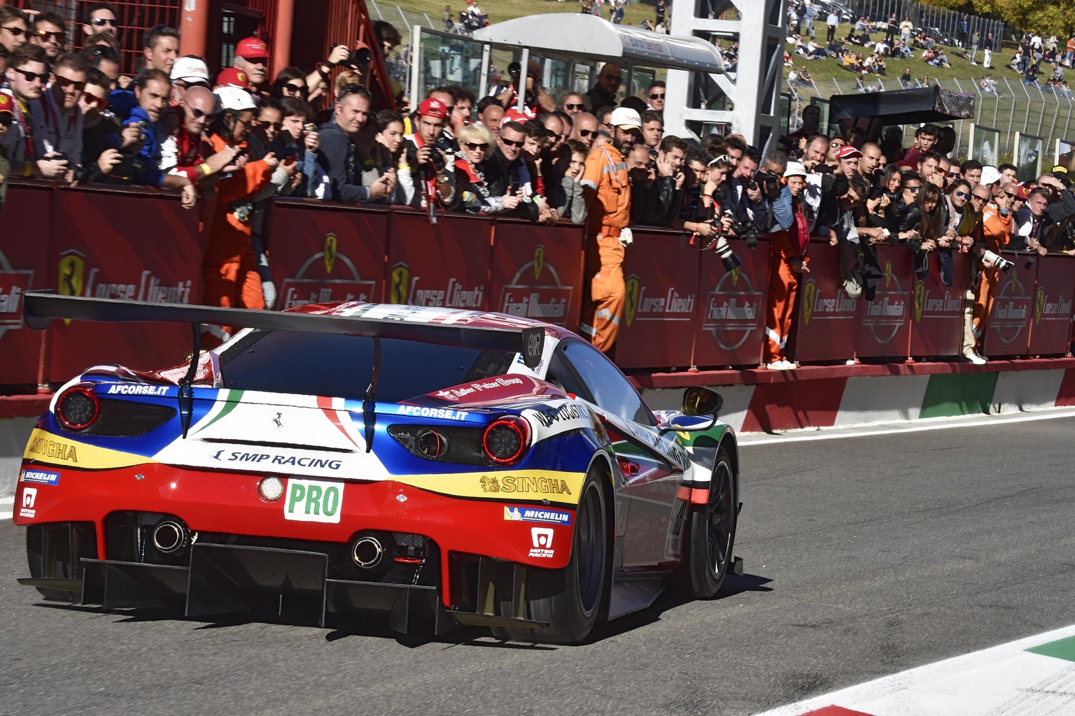 2016 Ferrari 488 GTE