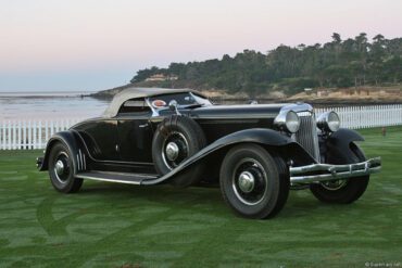 1932 Chrysler Imperial Custom Eight