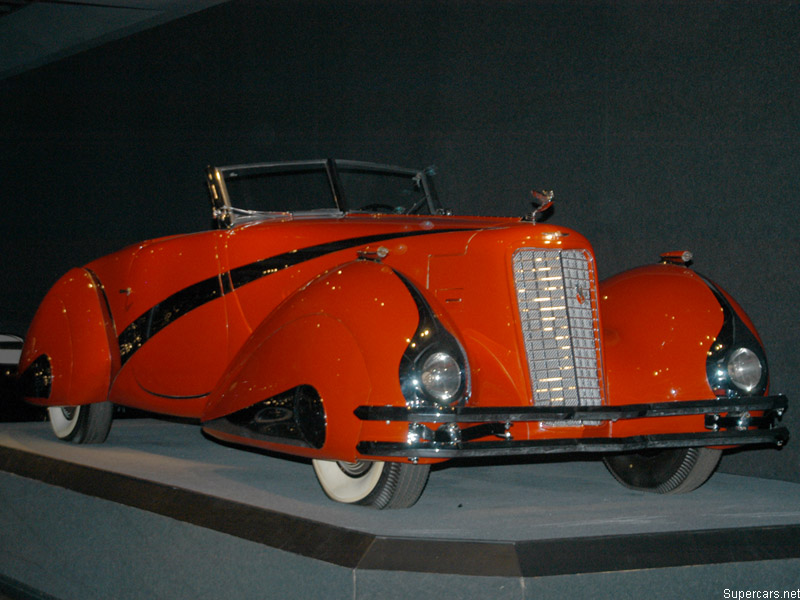 1937 Cadillac V16 Hartmann Cabriolet