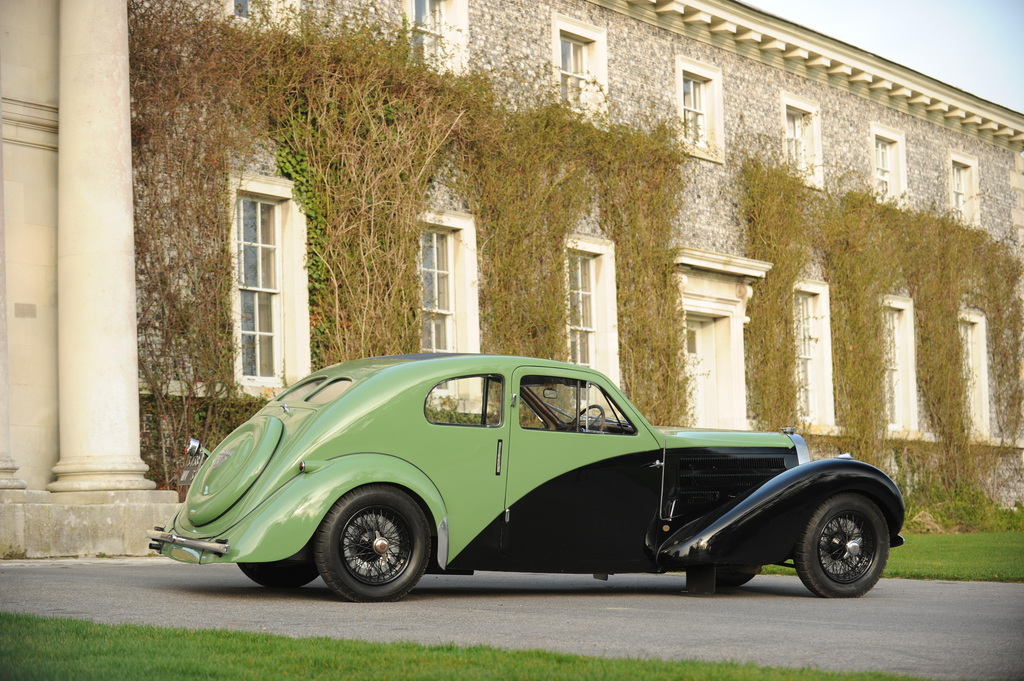 1938 Bugatti Type 57C Coupé Aerodynamique