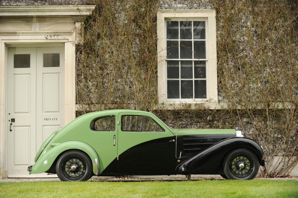 1938 Bugatti Type 57C Coupé Aerodynamique