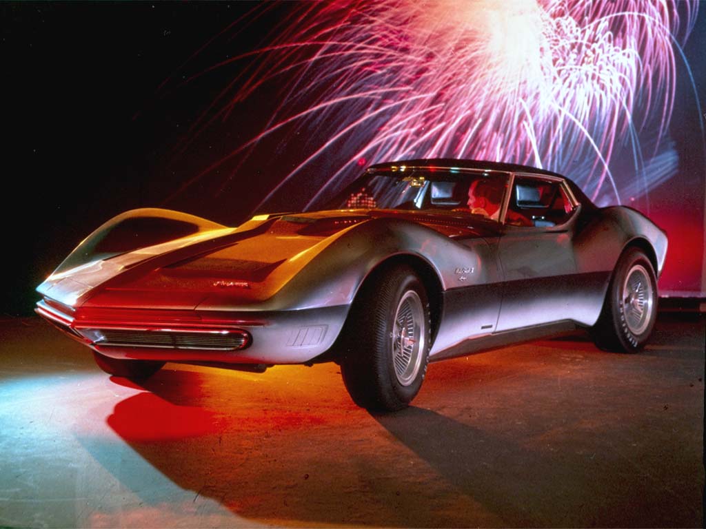 1965 Chevrolet Corvette Mako Shark II