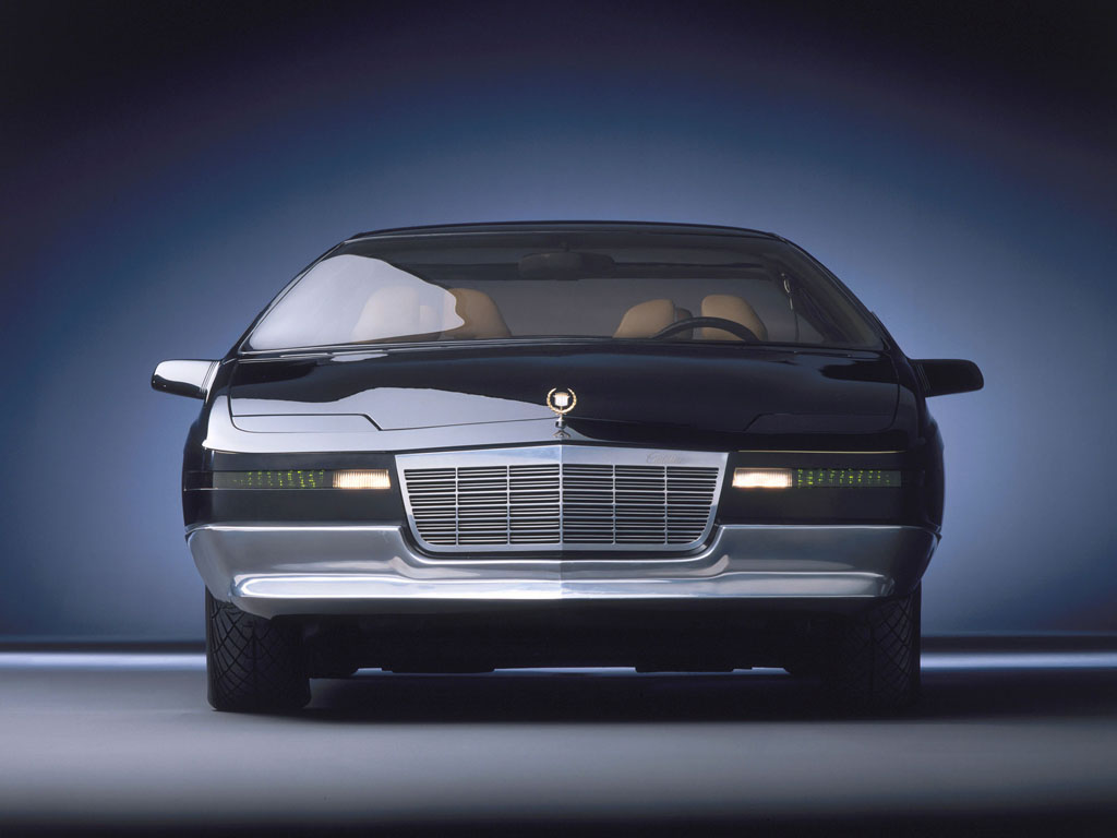 1988 Cadillac Voyage Concept