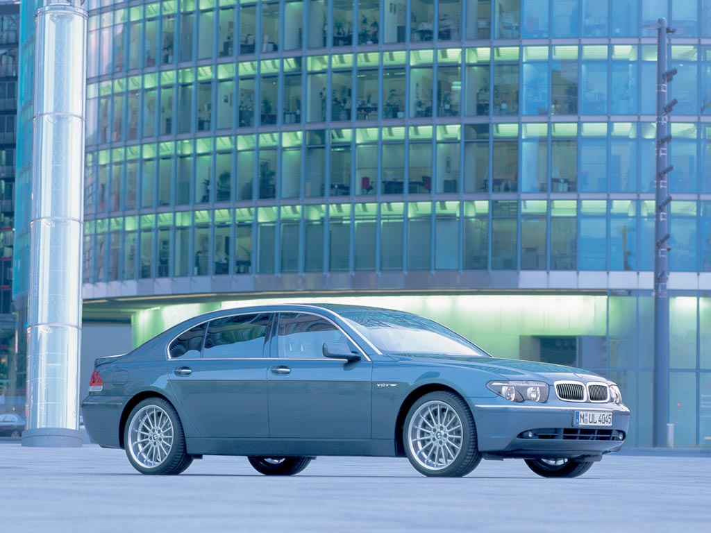 2002 BMW 760i