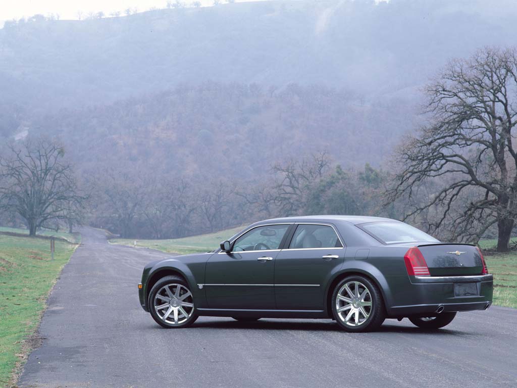 2003 Chrysler 300C Concept