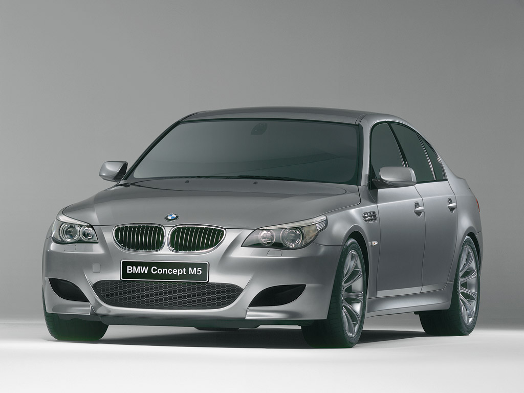 2004 BMW Concept M5